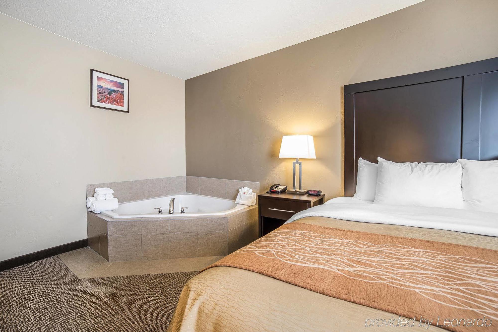 Comfort Inn & Suites Vernal - National Monument Area Экстерьер фото