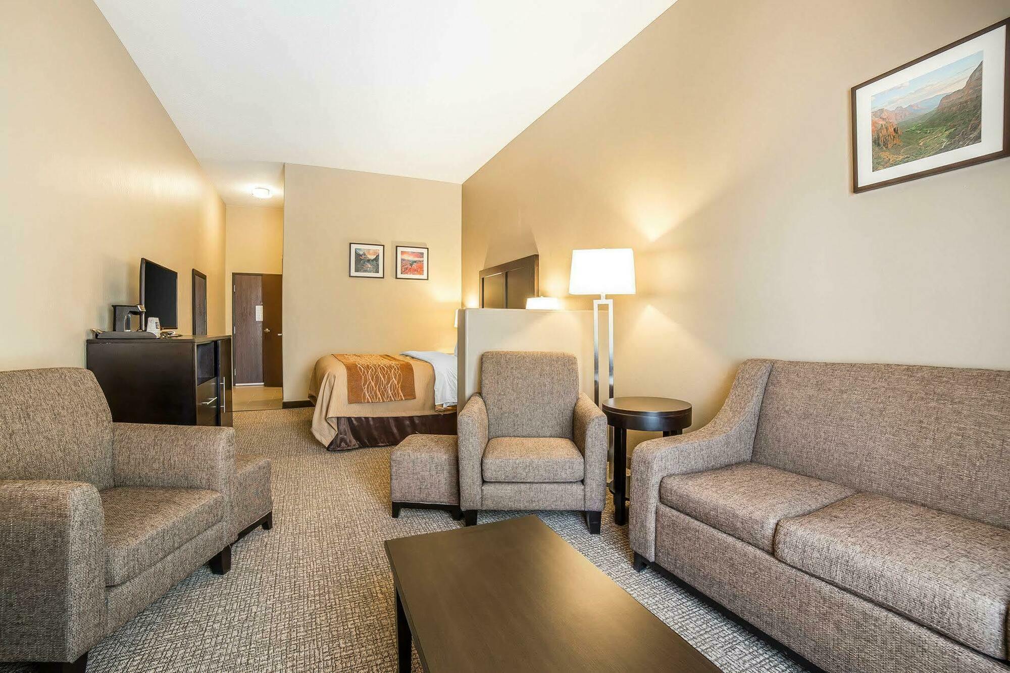 Comfort Inn & Suites Vernal - National Monument Area Экстерьер фото