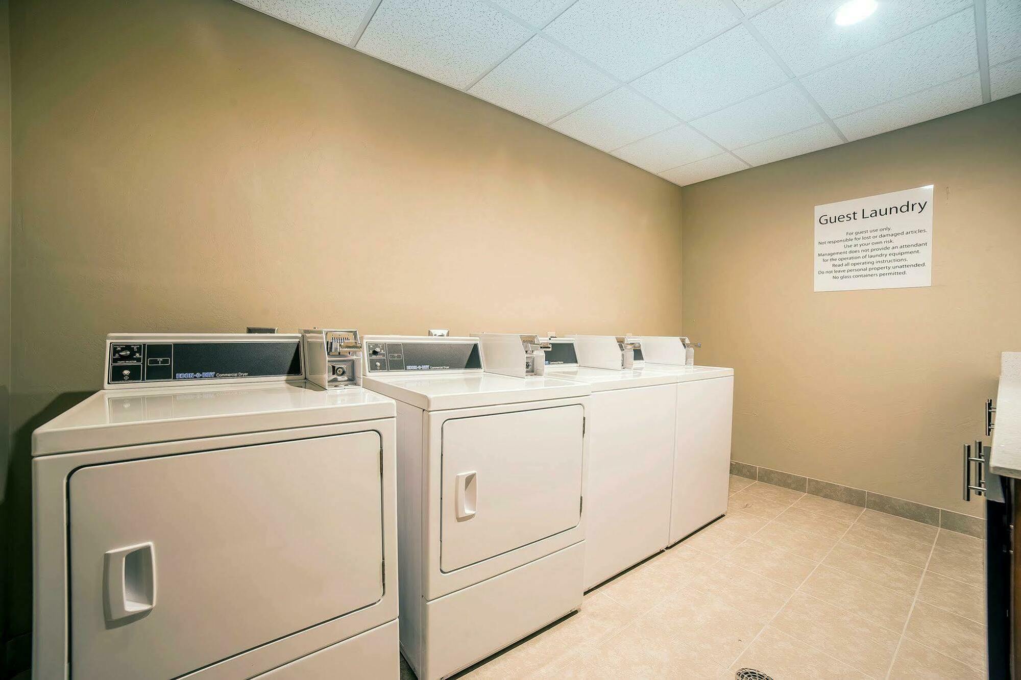 Comfort Inn & Suites Vernal - National Monument Area Экстерьер фото